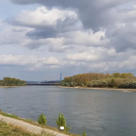Apartamento Wohnen Direkt Am Rhein, Zentrums- Und Domnah, 55qm